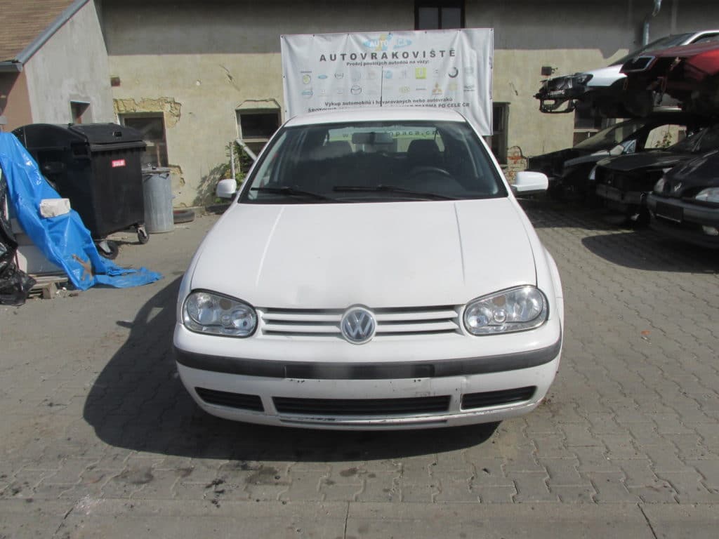 Volkswagen Golf IV. 1,4i 16v