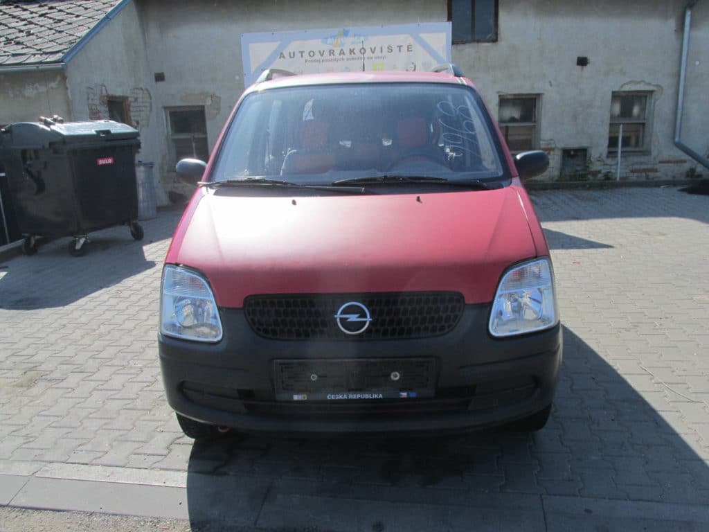 Opel Agila 1,0i 12v